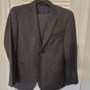 Joseph A Bank Traveler Suit 42R, 36/32 Pant